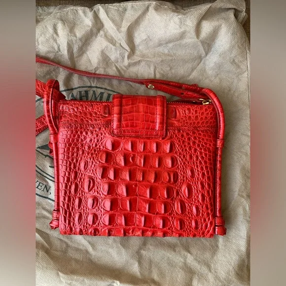 Brahmin Red Croc Embossed Leather Bag PRISTINE - Picture 4 of 8
